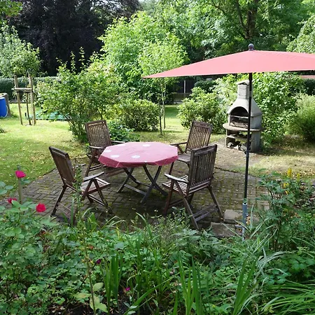 Im Kunst- Und Logierhaus Ihler Luisenthal